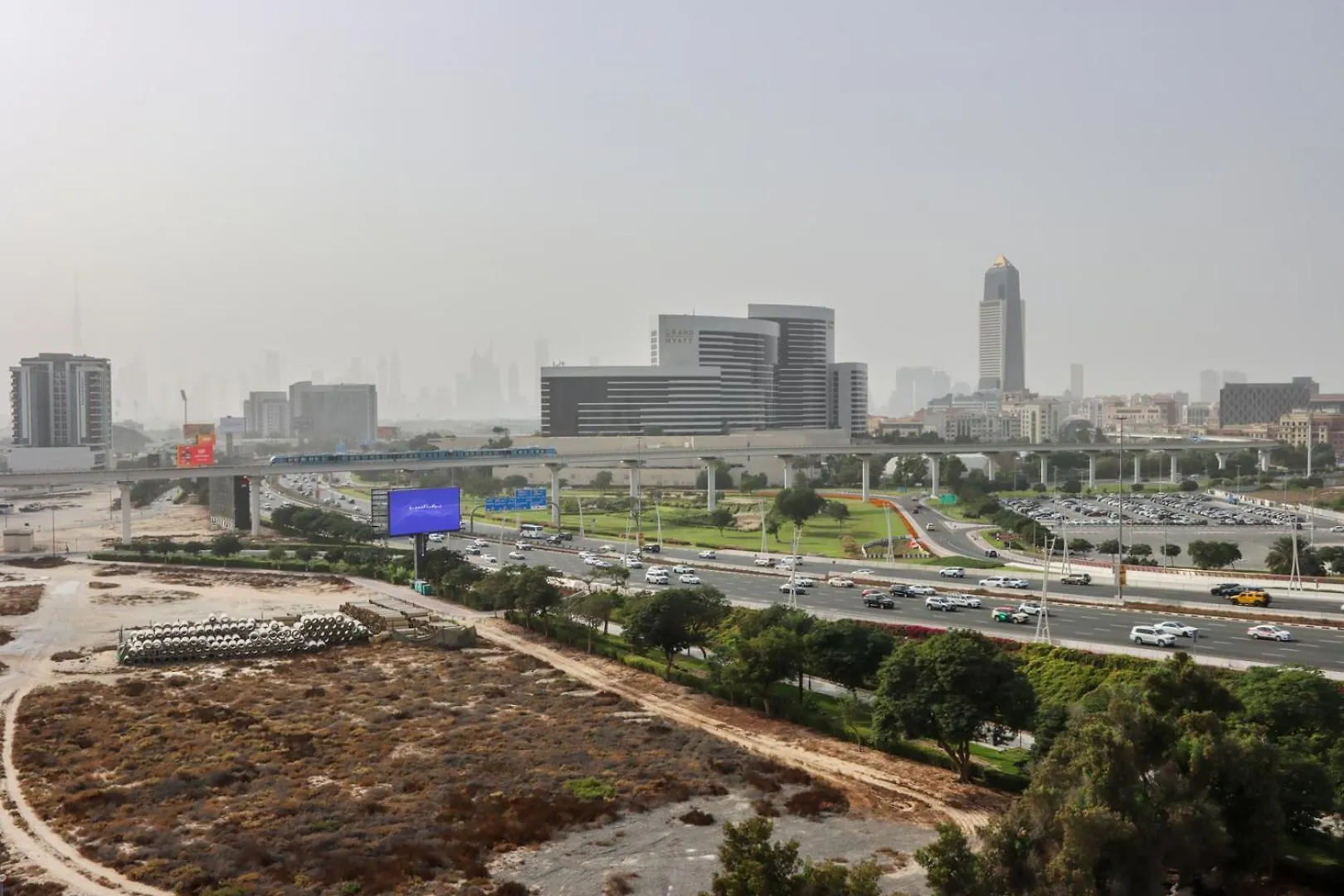 2B With City Skyline Views, Near Metro Station Dubai Apartment