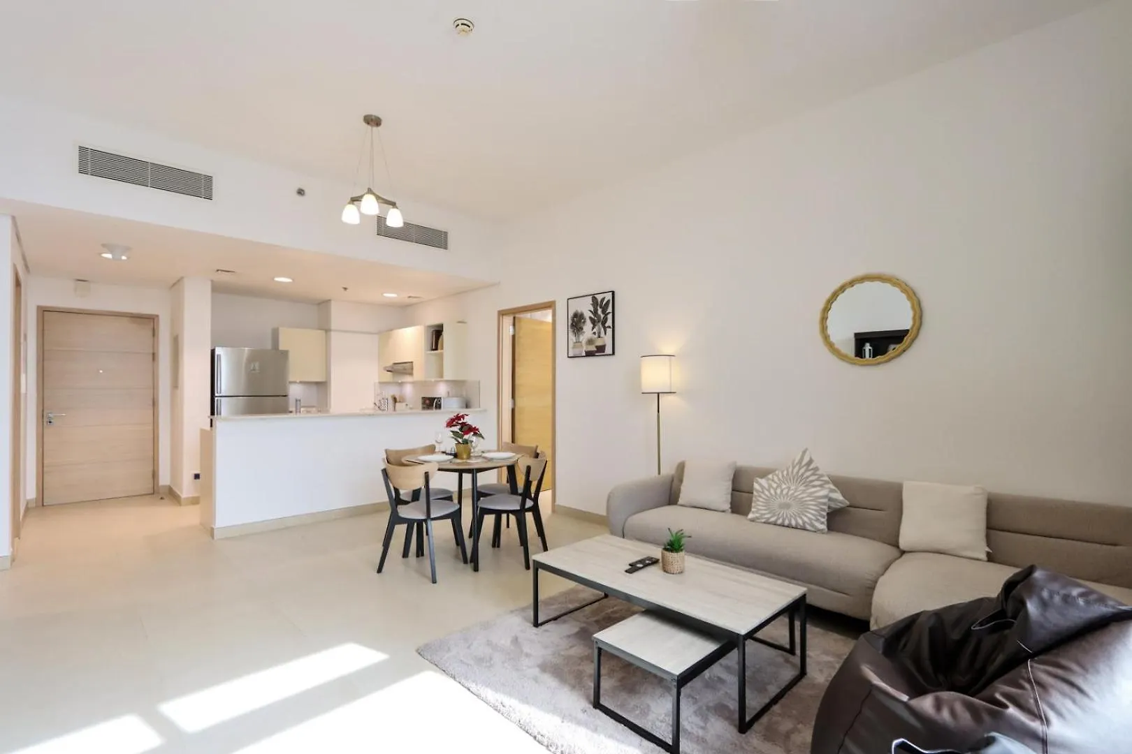 2B With City Skyline Views, Near Metro Station Dubai United Arab Emirates