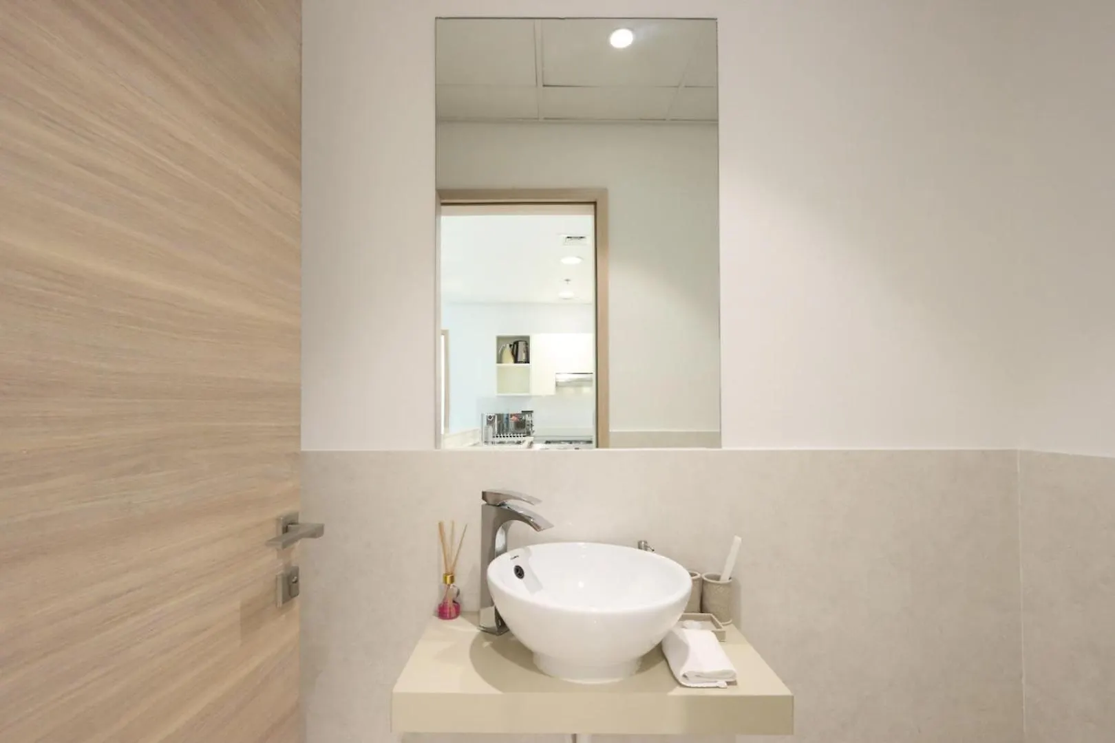 2B With City Skyline Views, Near Metro Station Dubai United Arab Emirates